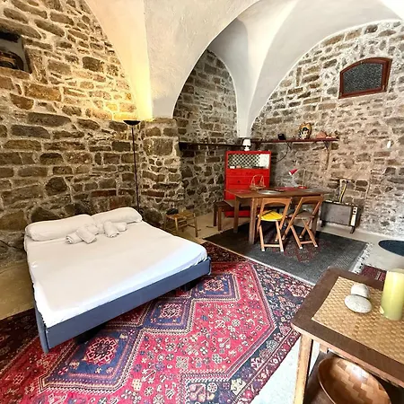 Vecchio Frantoio - *